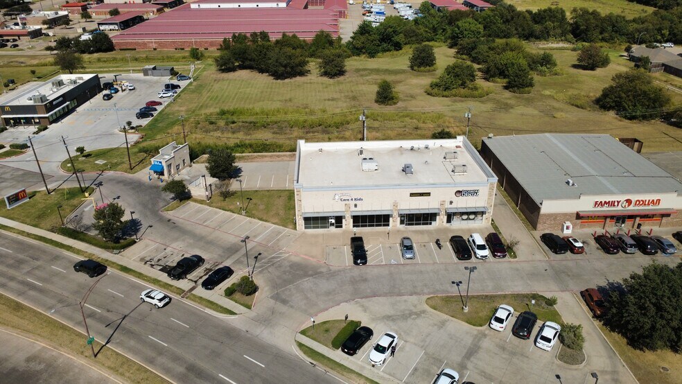 More Photos Of 1900 W Everman Pky, Fort Worth Storefront Retail Office For Sale