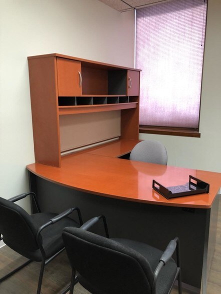 More Photos Of 416 N Stanton St, El Paso Office For Lease