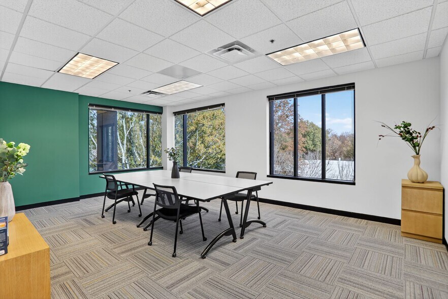 More Photos Of 5955 State Bridge Rd, Johns Creek Coworking Space