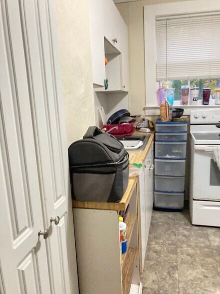 More Photos Of 233 Poquonnock Rd, Groton Restaurant For Sale