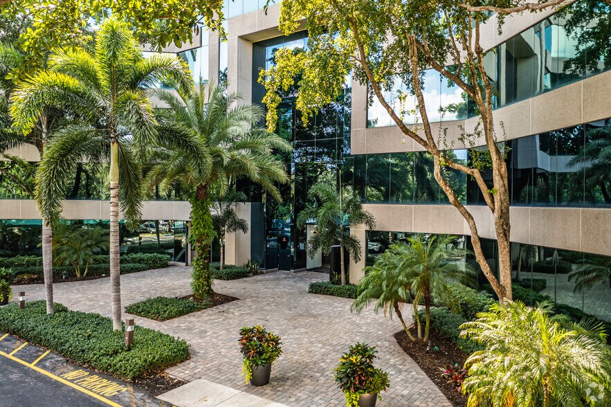 More Photos Of 6001 Broken Sound Pky NW, Boca Raton Office For Lease