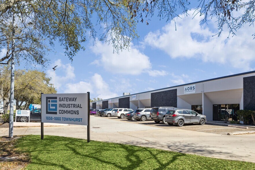 Primary Photo Of 1656-1660 Townhurst Dr, Houston Warehouse For Lease