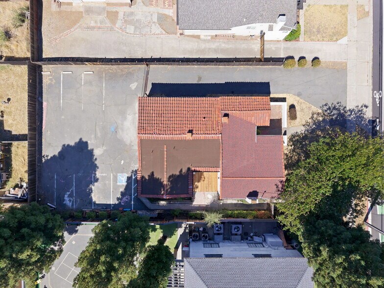 More Photos Of 2890 Concord Blvd, Concord Medical For Sale