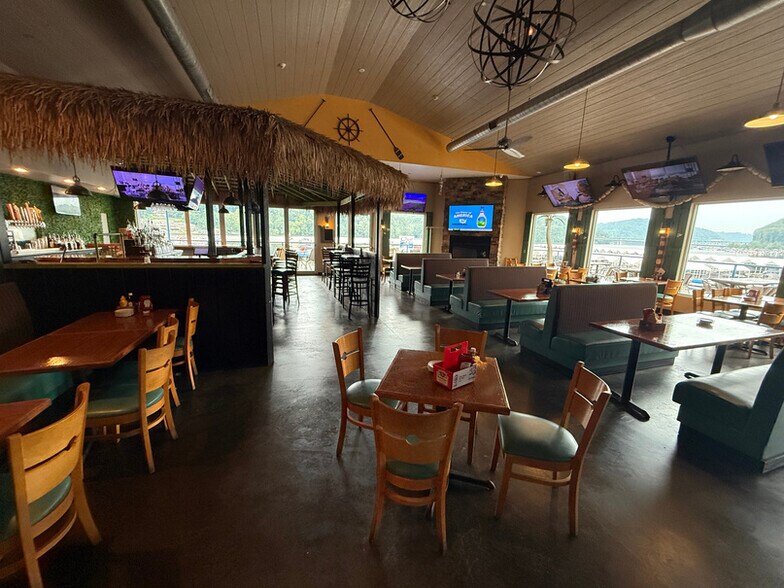 More Photos Of 69 Mont Chateau Rd, Morgantown Restaurant For Sale