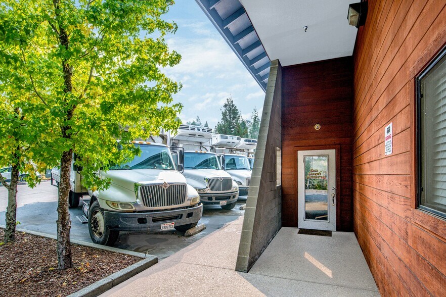 More Photos Of 810 Whispering Pines Ln, Grass Valley Refrigeration Cold Storage For Sale