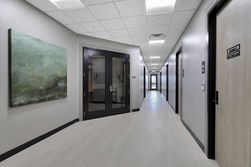 More Photos Of 400 N Allen Dr, Allen Office For Sale