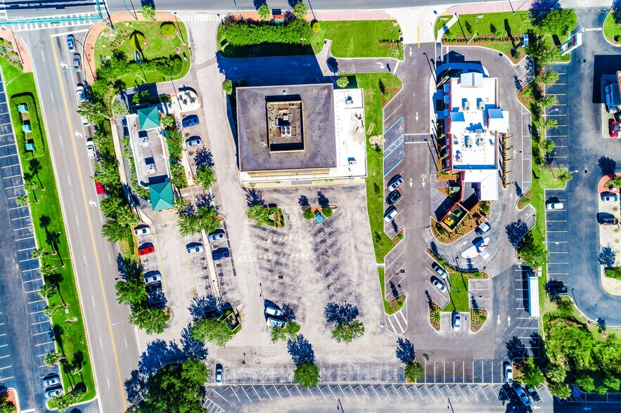 More Photos Of 6900 S Orange Blossom Trl, Orlando Office For Lease