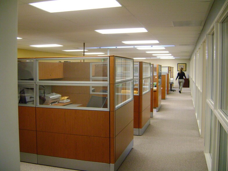 More Photos Of 3829-3843 NE Tillamook St, Portland Office For Lease