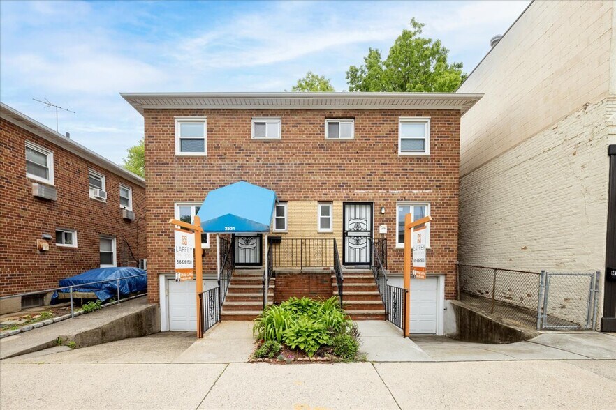 More Photos Of 25-31-25-33 Francis Lewis Blvd, Flushing Office Residential For Sale