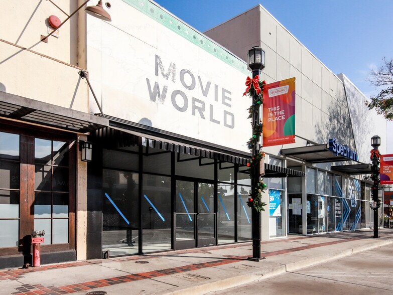 More Photos Of 212 N San Fernando Blvd, Burbank Storefront For Sale