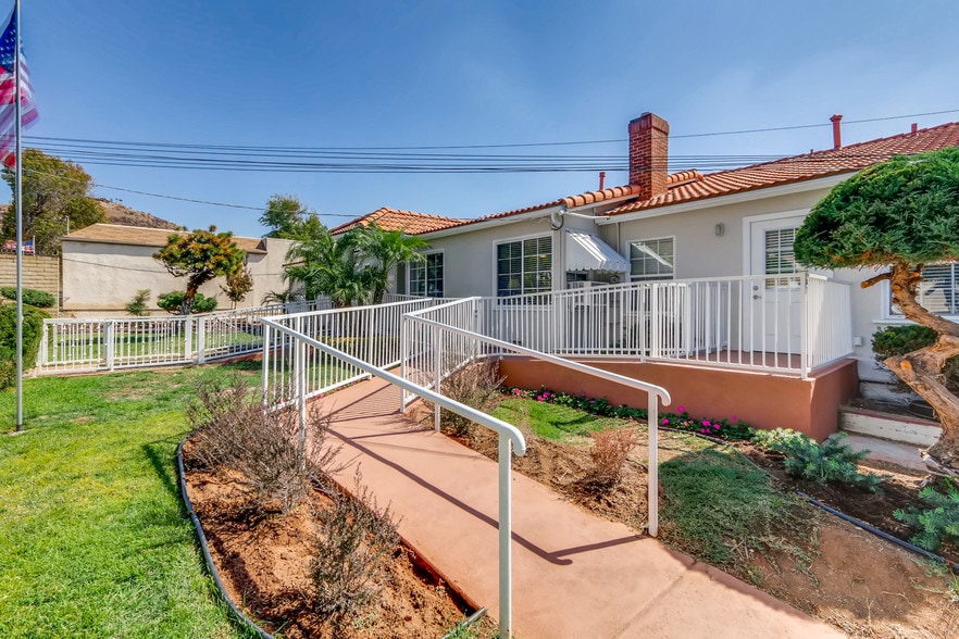 More Photos Of 1061 E Bradley Ave, El Cajon Assisted Living For Sale