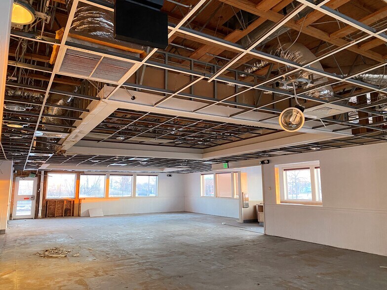 More Photos Of 33785 Van Dyke Ave, Sterling Heights Restaurant For Sale