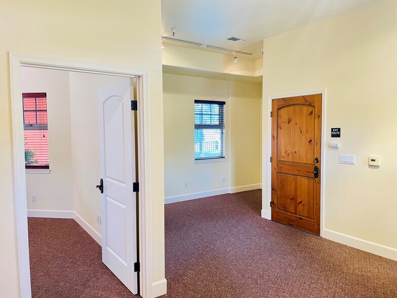 More Photos Of 369 Marsh St, San Luis Obispo Office Residential For Lease