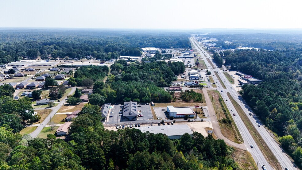 More Photos Of 1100 Highway 78 E, Jasper Hotel For Sale