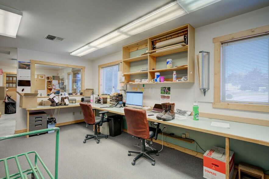 More Photos Of 6597 Falcon Ln, Bozeman Industrial For Sale