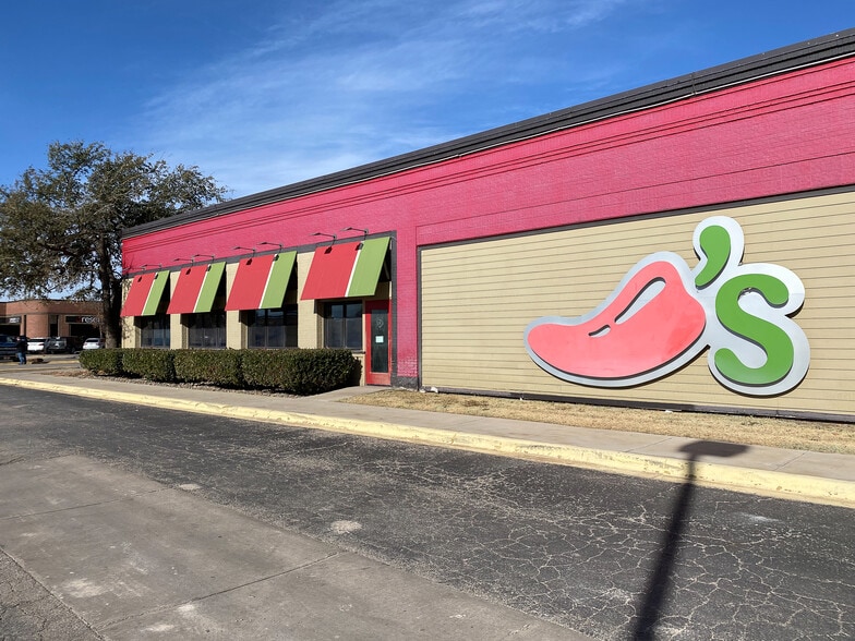 More Photos Of 4610 N Garfield St, Midland Unknown For Lease