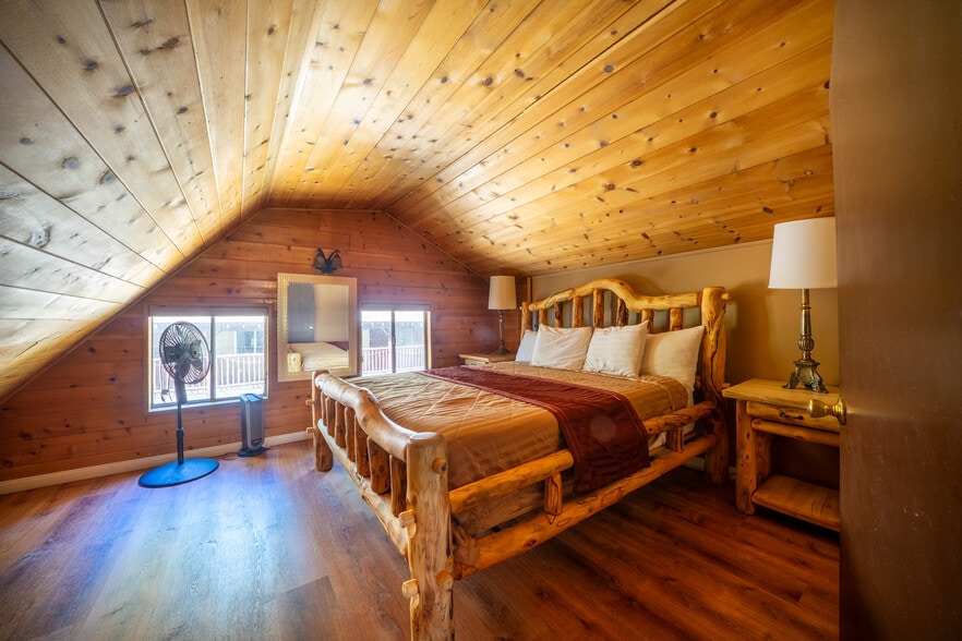 More Photos Of 42268 Moonridge Rd, Big Bear Lake Hotel For Sale
