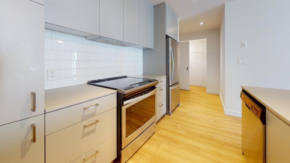 More Photos Of 8405 Pl Saint-Charles, Brossard Apartments For Lease