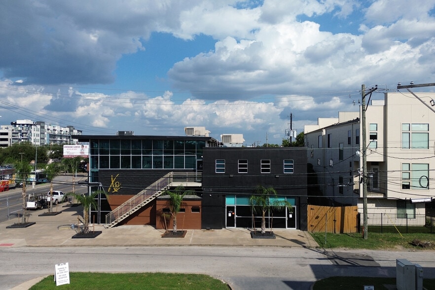 More Photos Of 5023 Washington Ave, Houston Office For Lease
