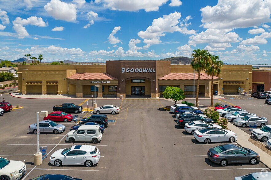 More Photos Of 23425 N 39th Dr, Glendale Unknown For Lease