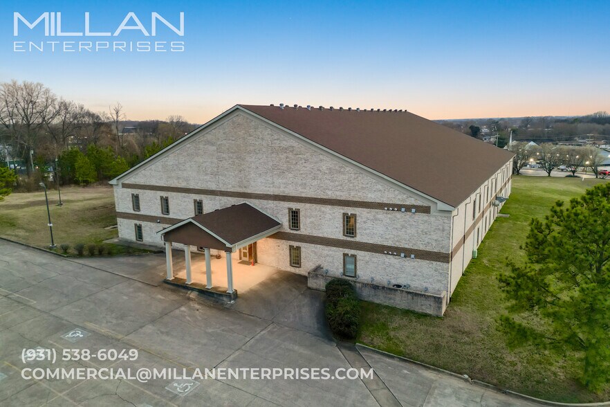 More Photos Of 303 Fairview Ln, Clarksville Medical For Lease