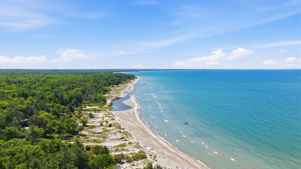 More Photos Of 581 Tiny Beaches N Rd, Tiny Land For Sale