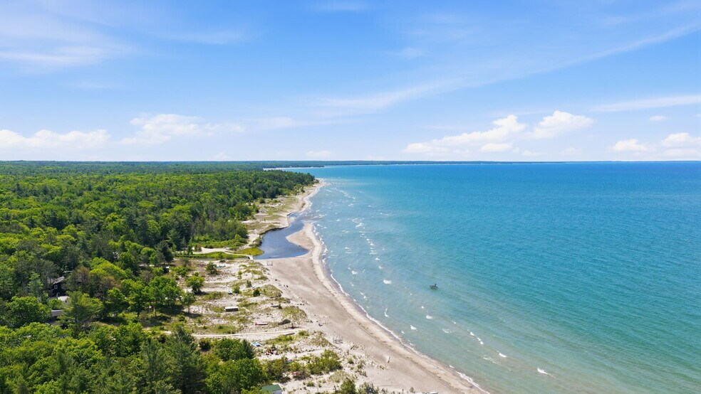 More Photos Of 581 Tiny Beaches N Rd, Tiny Land For Sale