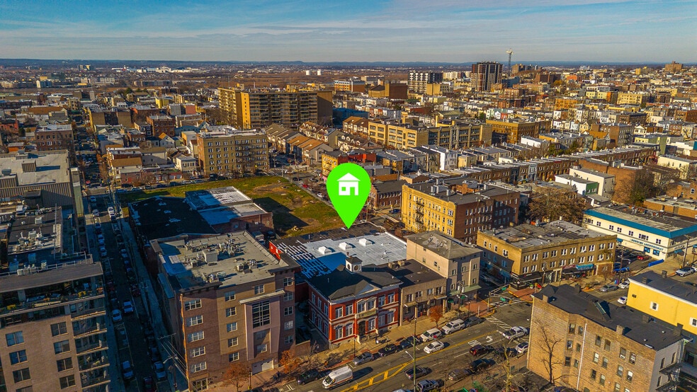 More Photos Of 109 45th St, Union City Loft Creative Space For Sale