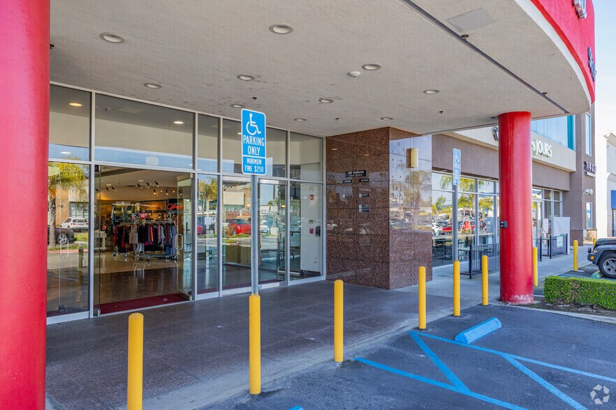 More Photos Of 9618-9622 Garden Grove Blvd, Garden Grove Unknown For Lease