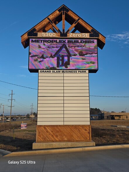 More Photos Of 5300 S Zero St, Fort Smith Storefront Retail Office For Sale