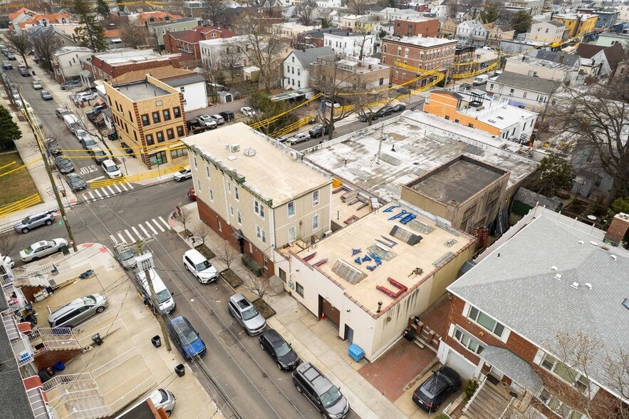 More Photos Of , Flushing Unknown For Sale