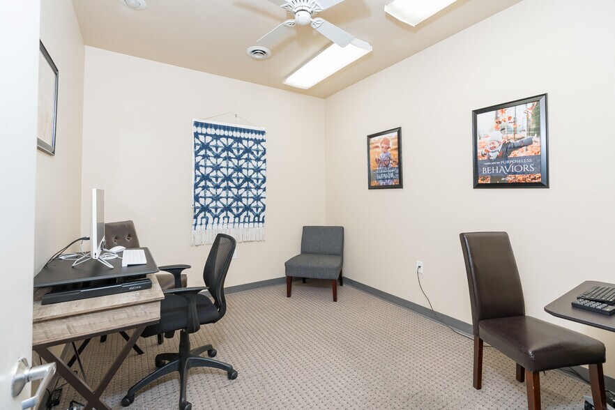 More Photos Of 210-214 W Sunset Ave, Coeur d'Alene Freestanding For Lease