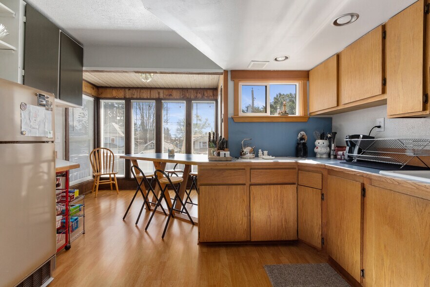 More Photos Of 2040 6th Ave, Tacoma Office For Sale