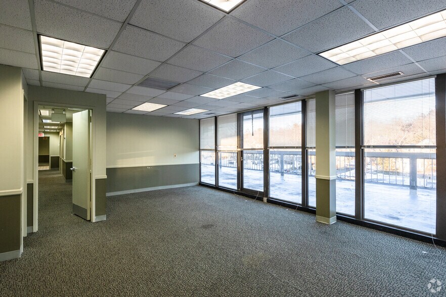 Photo of Pent Floor Ste 