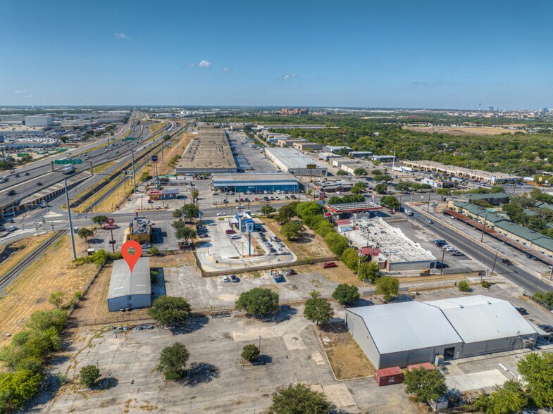 More Photos Of 6226 Fairdale Dr, San Antonio Warehouse For Lease