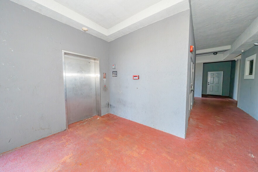 More Photos Of 2801-2851 Riverside Dr, Coral Springs Apartments For Sale