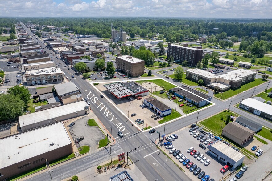 More Photos Of 210 W National Ave, Brazil Convenience Store For Sale
