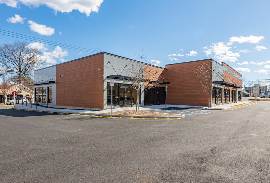 More Photos Of 101 S Main St, New City Freestanding For Lease