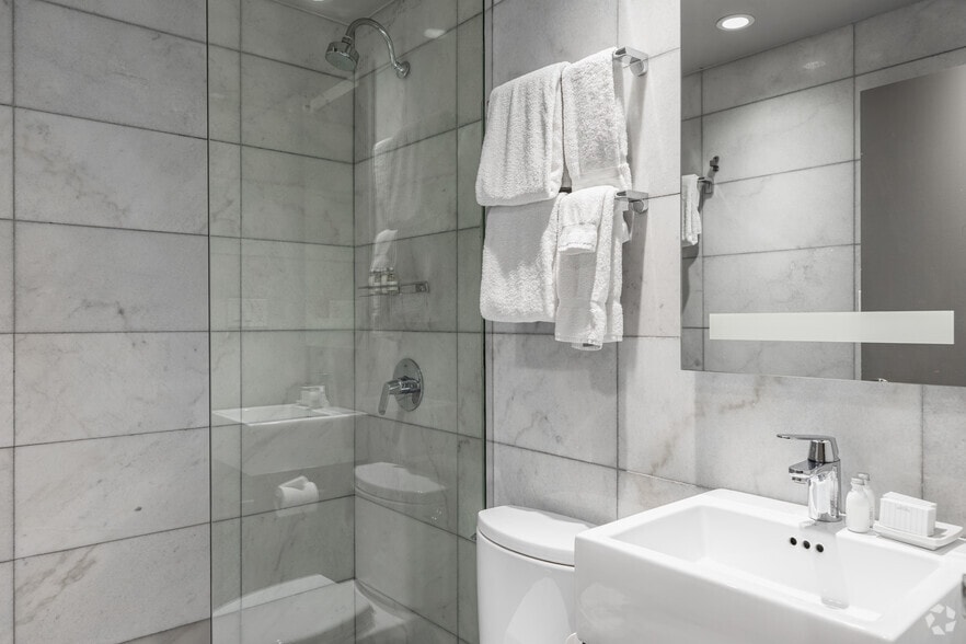 More Photos Of 234 W 48th St, New York Hotel For Lease