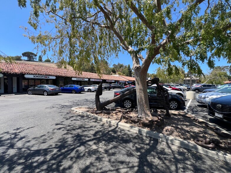 More Photos Of 811-897 Silver Spur Rd, Rolling Hills Estates Unknown For Lease