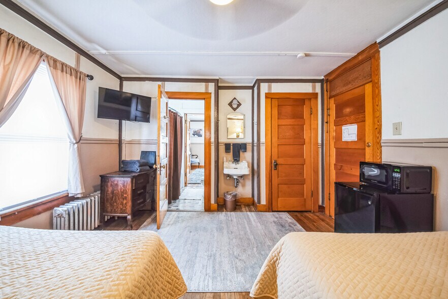 More Photos Of 104 2nd St S, Kremmling Apartments For Sale