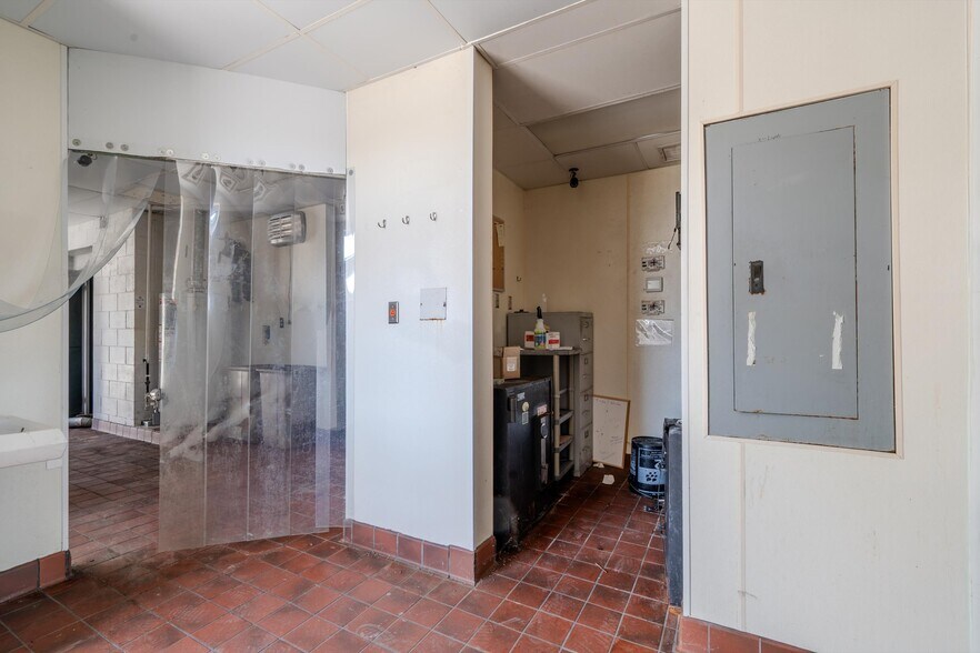 More Photos Of 270 Broadway, Whitehall Freestanding For Sale