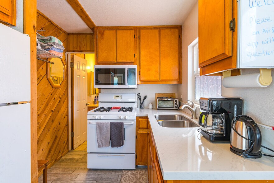 More Photos Of 830-832 Pismo Ct, San Diego Apartments For Sale