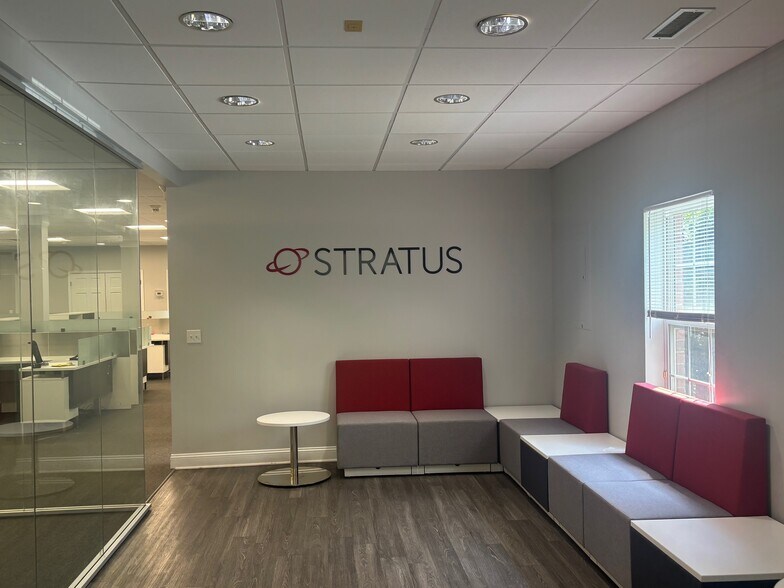 More Photos Of 740 Broad St, Shrewsbury Office For Lease