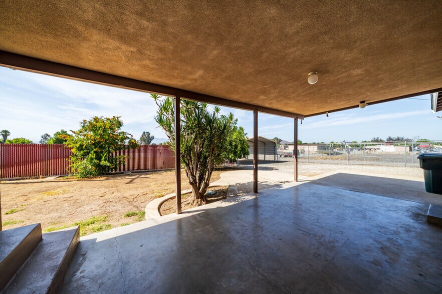 More Photos Of 6331 Pedley Rd, Riverside Contractor Storage Yard For Sale