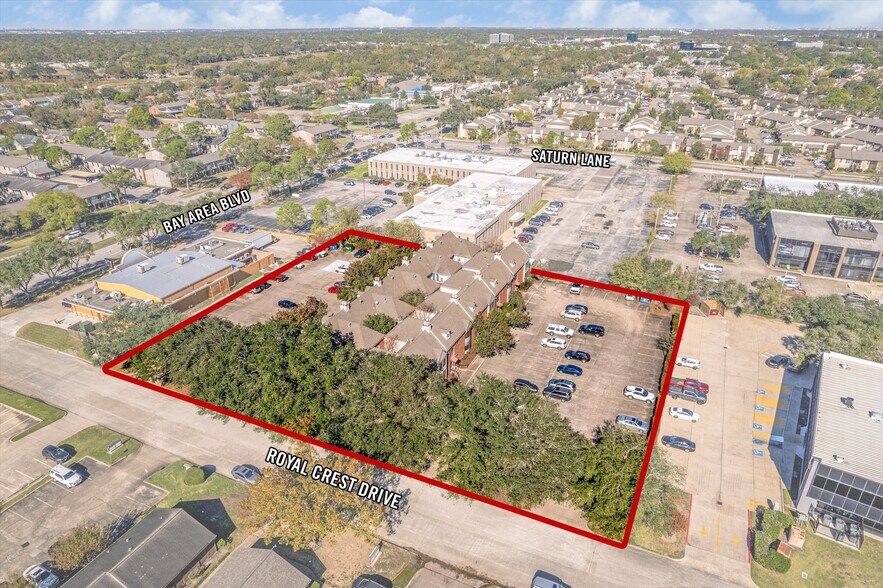 More Photos Of 16815 Royal Crest Dr, Houston Loft Creative Space For Lease