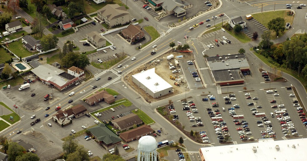 More Photos Of 1879 Altamont Ave, Schenectady General Retail For Lease