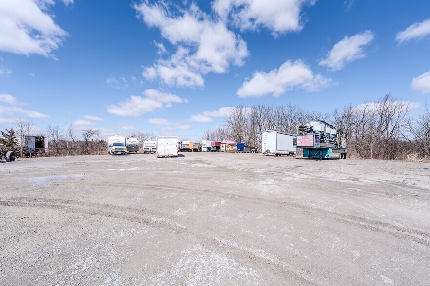 More Photos Of 9 Hawk St, Nanticoke Industrial For Sale