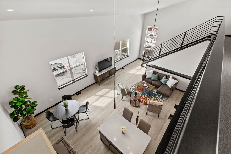 More Photos Of 2998 N 27th Ave, Bozeman Light Manufacturing For Lease