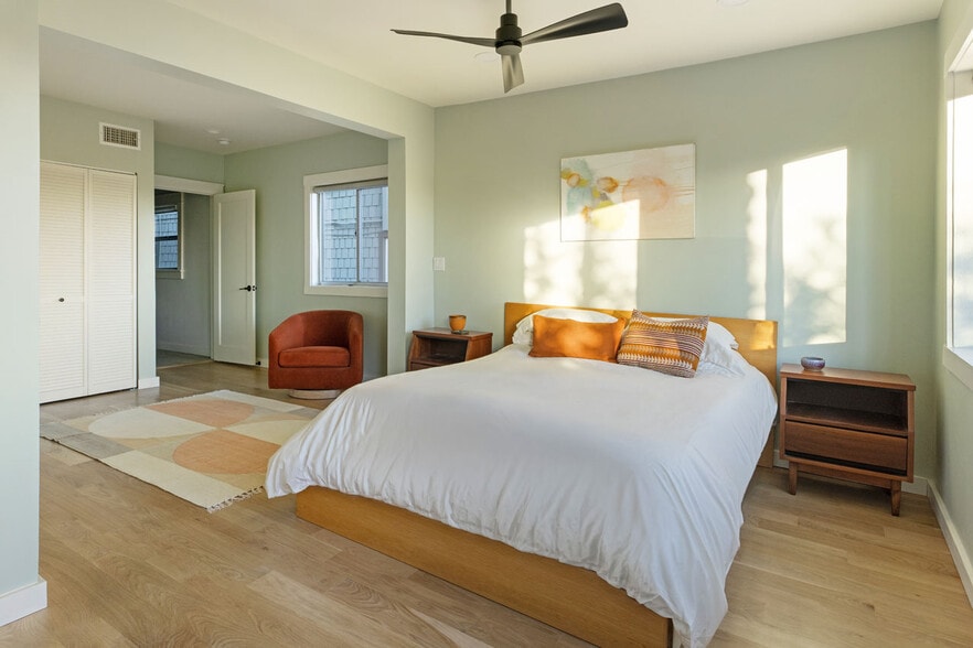 More Photos Of 1642 Elevado St, Los Angeles Multifamily For Sale